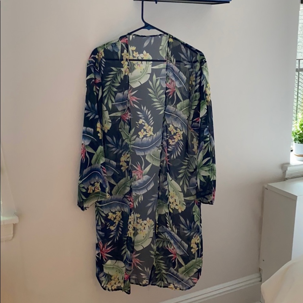 🔥5 for $25! Blue & Green Tropical Flowered Kimono
